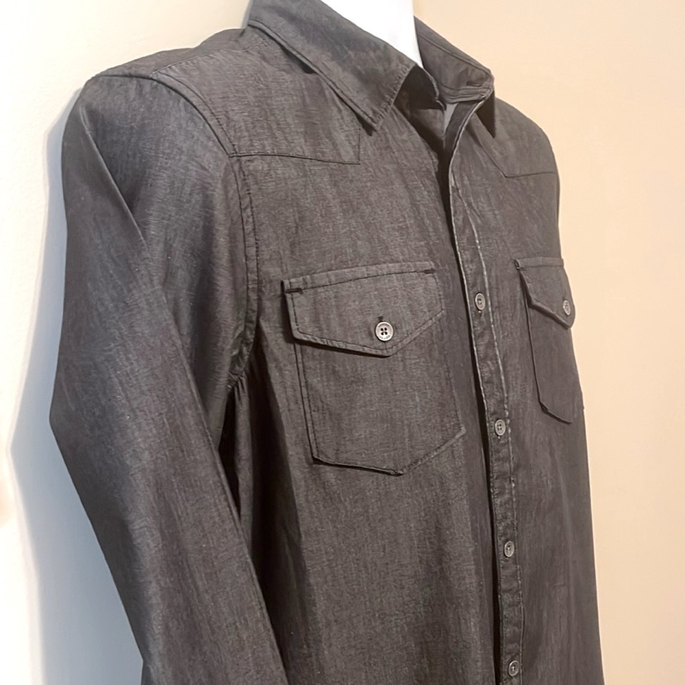 GUESS Men's Dark Gray Button-Up Shirt